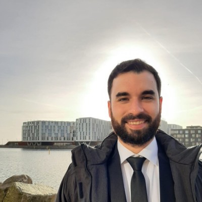 Nicolás G