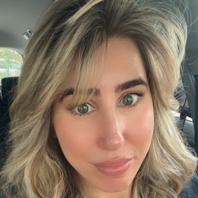 Elena M